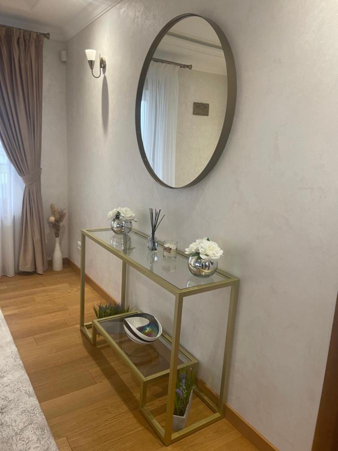 Sunny House Villa Suceava Ngoại thất bức ảnh